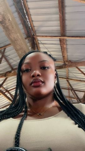 Gina252000 is Single in Bo town, Southern, 1