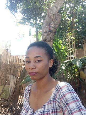 Saniah12