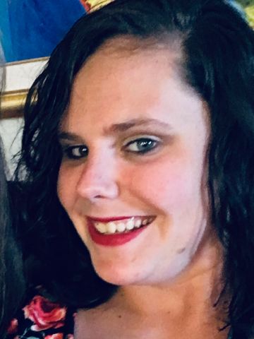 EFB89 is Single in Zavalla, Texas, 5