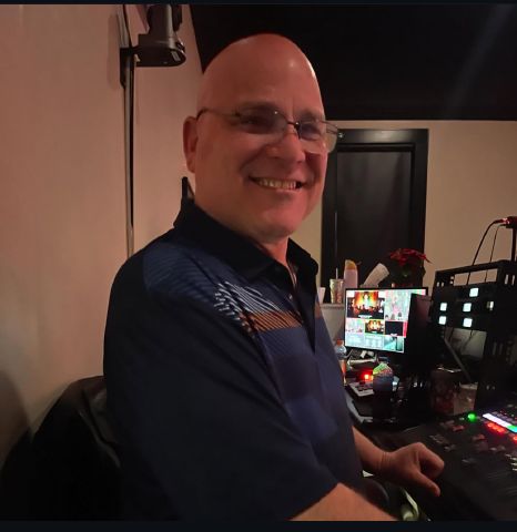 Dennis_Y