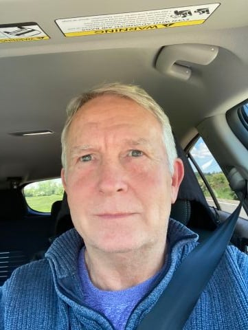 ekennyb is Single in Dundee, Oregon, 3