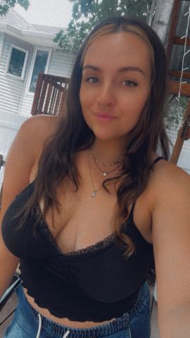 Michaela_smith22