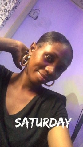 Crystal081 is Single in Lakewood, California, 4