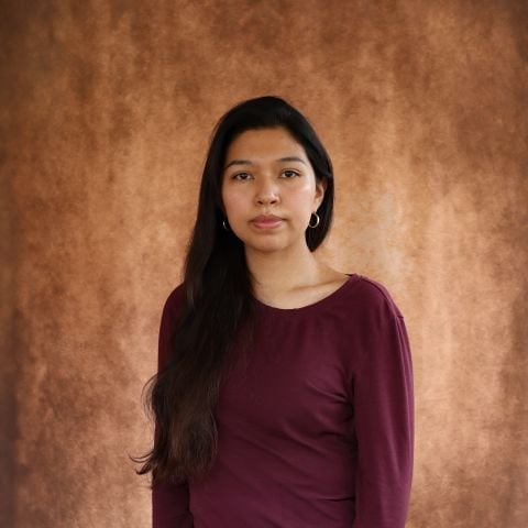 redrose412 is Single in OAKLAND, California, 3