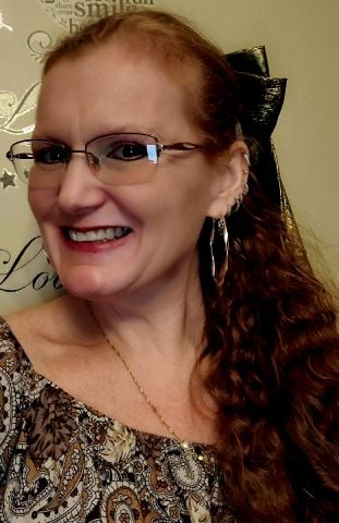 Cindy_1980 is Single in MOUNT CLEMENS, Michigan, 4