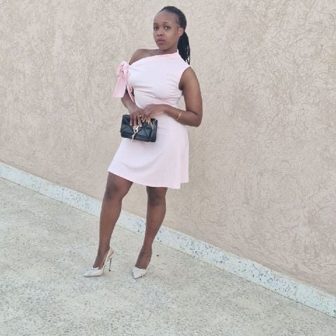 ZIPPORAH9559