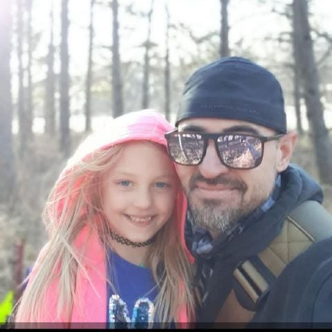 DatingDad is Single in Gwinner, North Dakota, 2