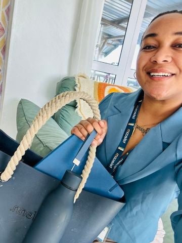 Alexia2298 is Single in mourouk, Rodrigues, 2