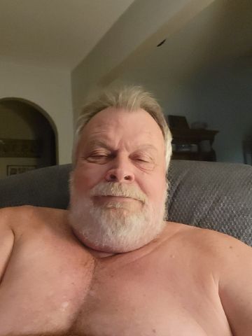 Dwight175 is Single in Concordia, Missouri, 4