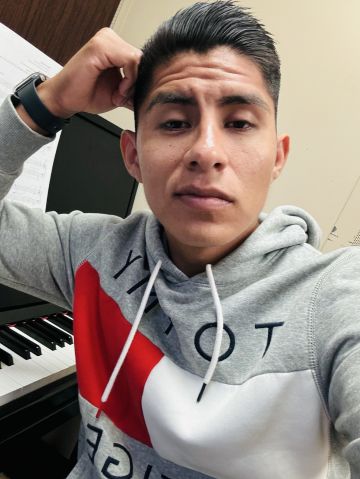 Ricardo_Barrera is Single in Mission Viejo, California, 2