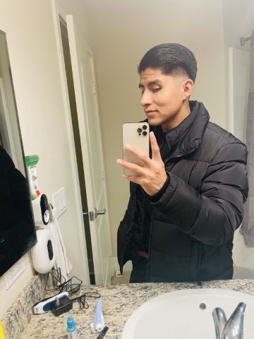 Ricardo_Barrera is Single in Mission Viejo, California, 4