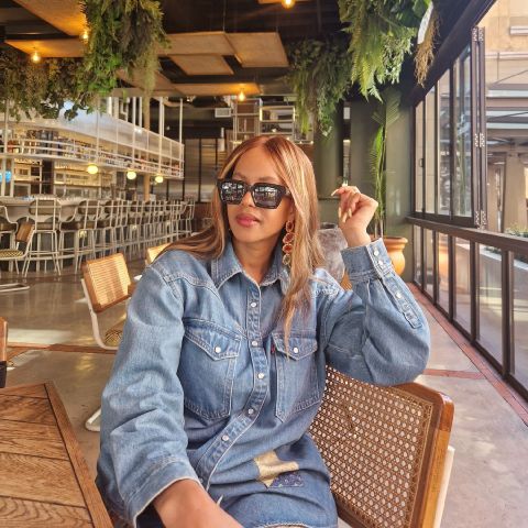 LadyElleY is Single in Oxford, England, 4