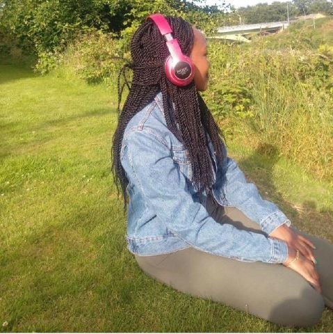 Nita22 is Single in Harrow, England, 3