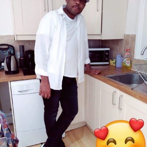 Christopheranthony is Single in London, England, 3