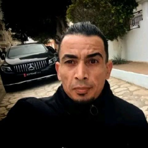 Fayez1988 is Single in Kantaoui, Susah, 4