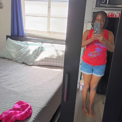 eleanor84 is Single in Tucson, Arizona, 2