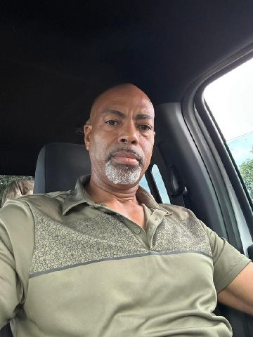 Troy52 is Single in VALLEY PARK, Mississippi, 5