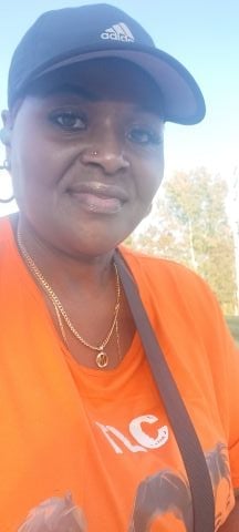 DAUGHTER1031825