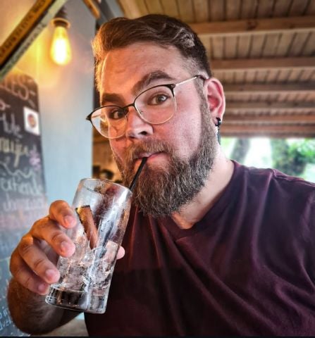 medicaldoctor12 is Single in Omaha, Nebraska, 4