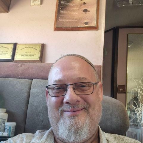 RobertLovesYeshua