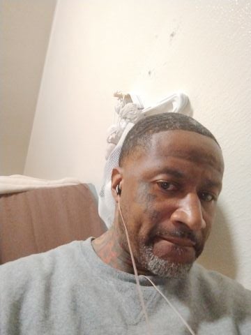 Marcusmlc116 is Single in BRUCETON MILLS, West Virginia, 3