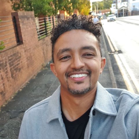 Lewi_L is Single in Glasgow, Scotland, 5