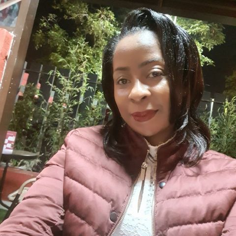 Shenaz39 is Single in Puyallup, Washington, 2