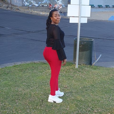 Shenaz39 is Single in Puyallup, Washington, 3