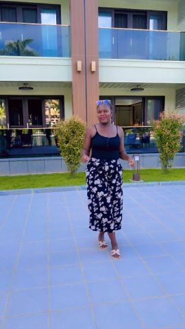 Andreaeasy is Single in Black Diamond, Washington, 4