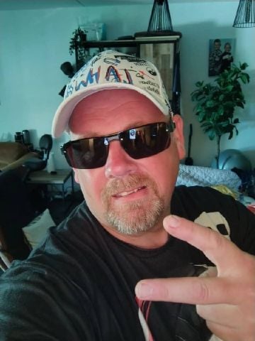 NoahAshworth is Single in Halifax, Nova Scotia, 7