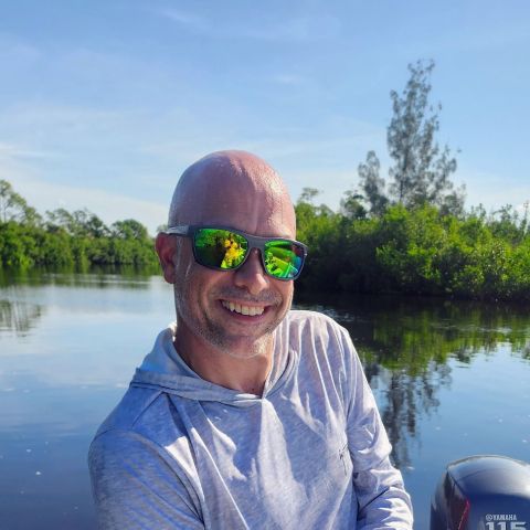 Chrisjkola is Single in Pompton Plains, New Jersey, 2