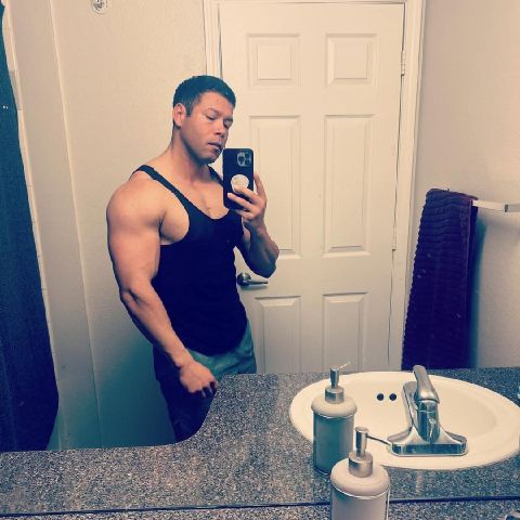 Fields902 is Single in Broadwaw, Ohio, 4