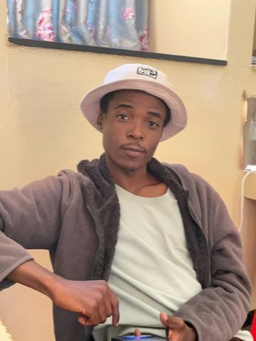 Thabang2905 is Single in Lobatse, Southern