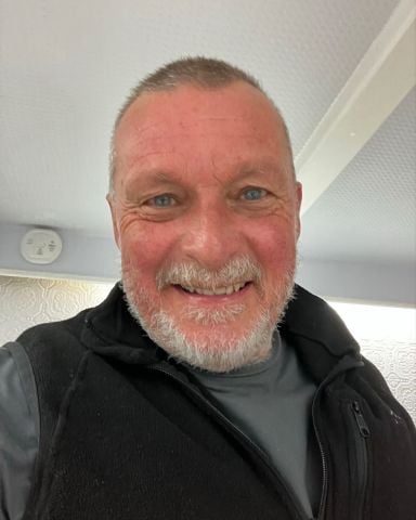 stechaser is Single in Atlanta, Georgia, 3