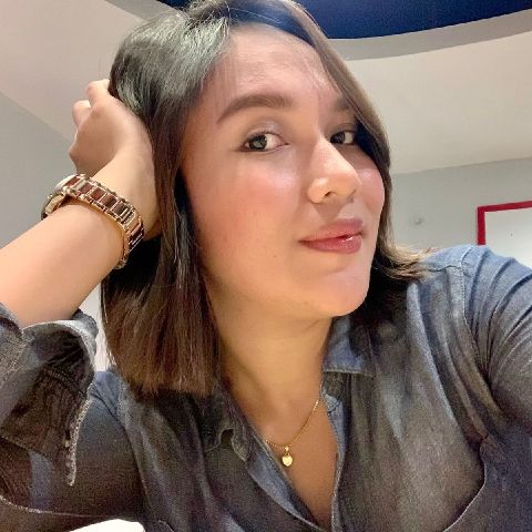 Imanuelaa is Single in Ambon, Maluku, 2