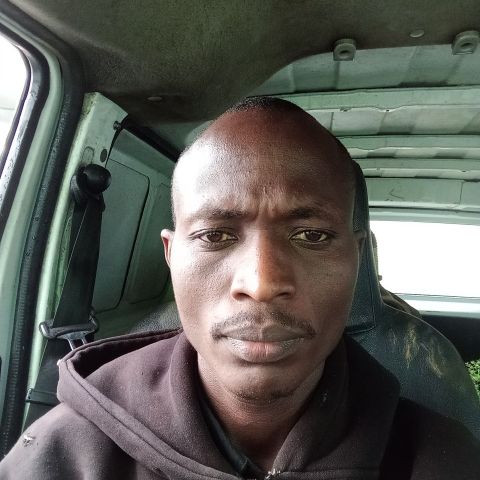 Koec59 is Single in Port Louis, Moka, 3