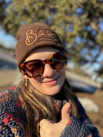 Minodora is Single in Austin, Texas, 3