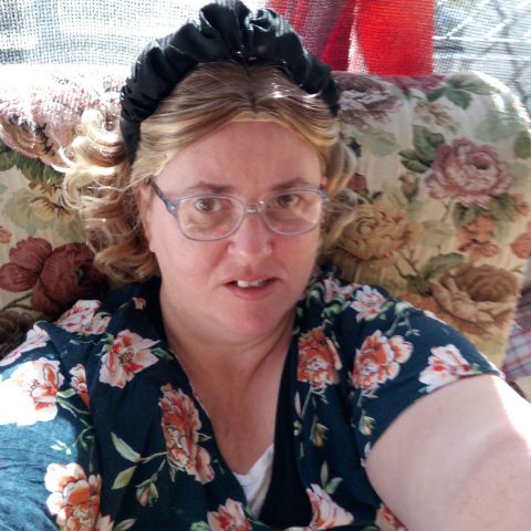 Marge65 is Single in Ipswich, Queensland, 4