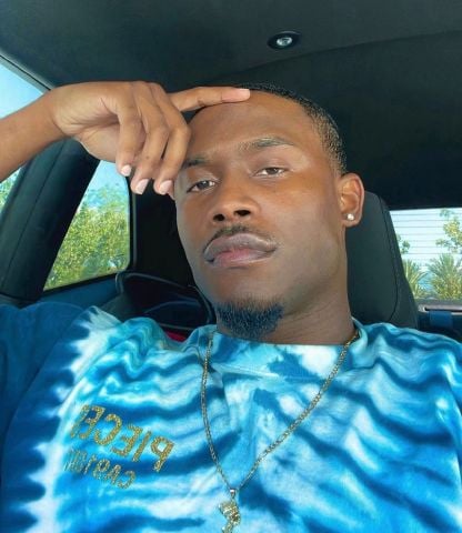 hilton990 is Single in Detroit, Michigan, 4