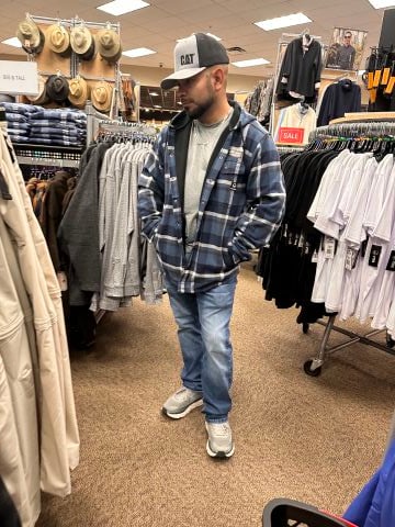 JuanAJF is Single in west valley city, Utah, 4