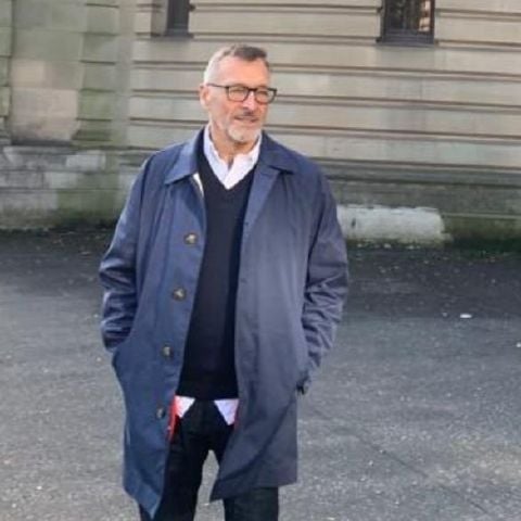 Paul64cpz is Single in Glasgow, Scotland, 4