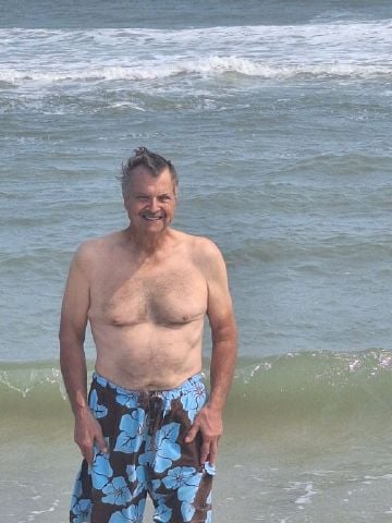 railrunner is Single in Willow Grove, Pennsylvania, 2