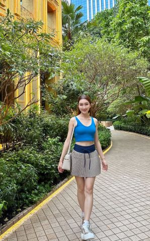 Miawong is Single in Los Angeles, California, 2