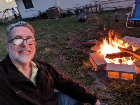 Benj222 is Single in Evansville, Indiana, 2