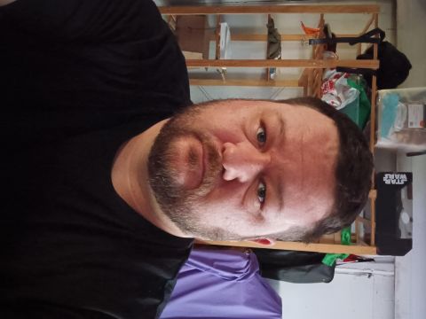 Bill77723 is Single in Windsor, Queensland, 4