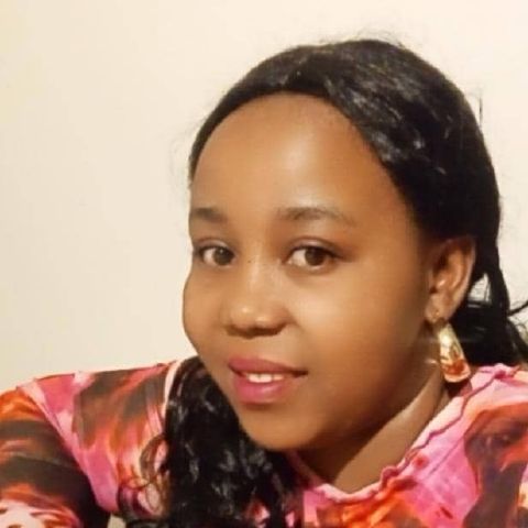 Ruth000000 is Single in London, England, 3