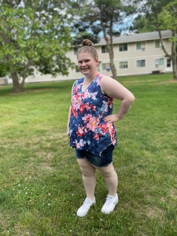 Reeree27 is Single in Central falls, Rhode Island, 4