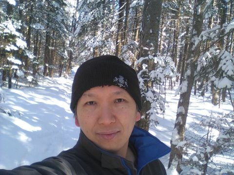 Denzio is Single in Cumberland, Maine, 2