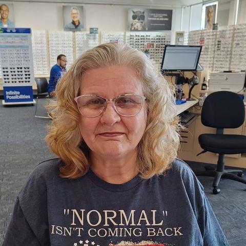 WCathy10 is Single in ORLANDO, Florida, 3