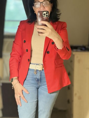 Sylmar is Single in Nashua, New Hampshire, 2